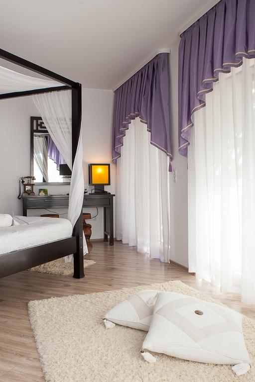 Familly Art Hotel Nirvana Shumen Habitación foto