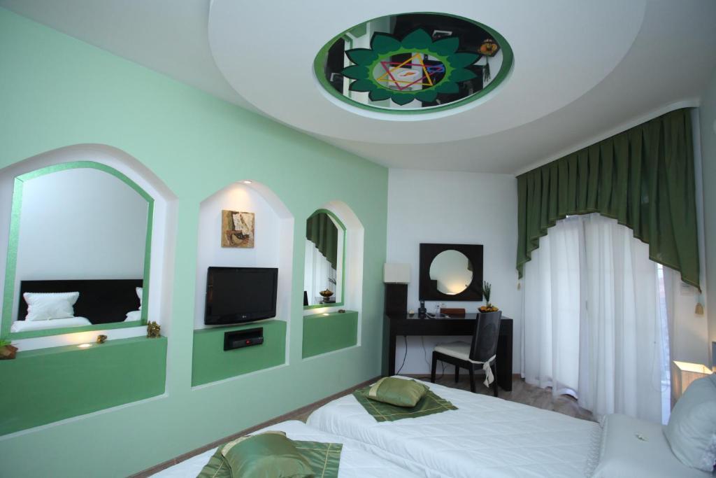 Familly Art Hotel Nirvana Shumen Exterior foto
