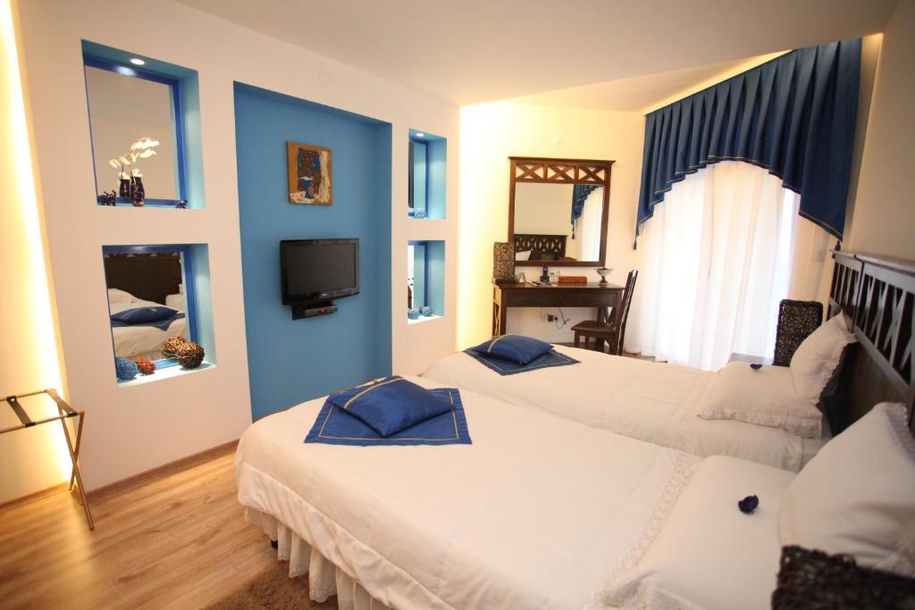Familly Art Hotel Nirvana Shumen Habitación foto