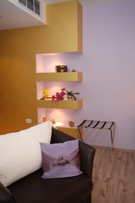 Familly Art Hotel Nirvana Shumen Habitación foto