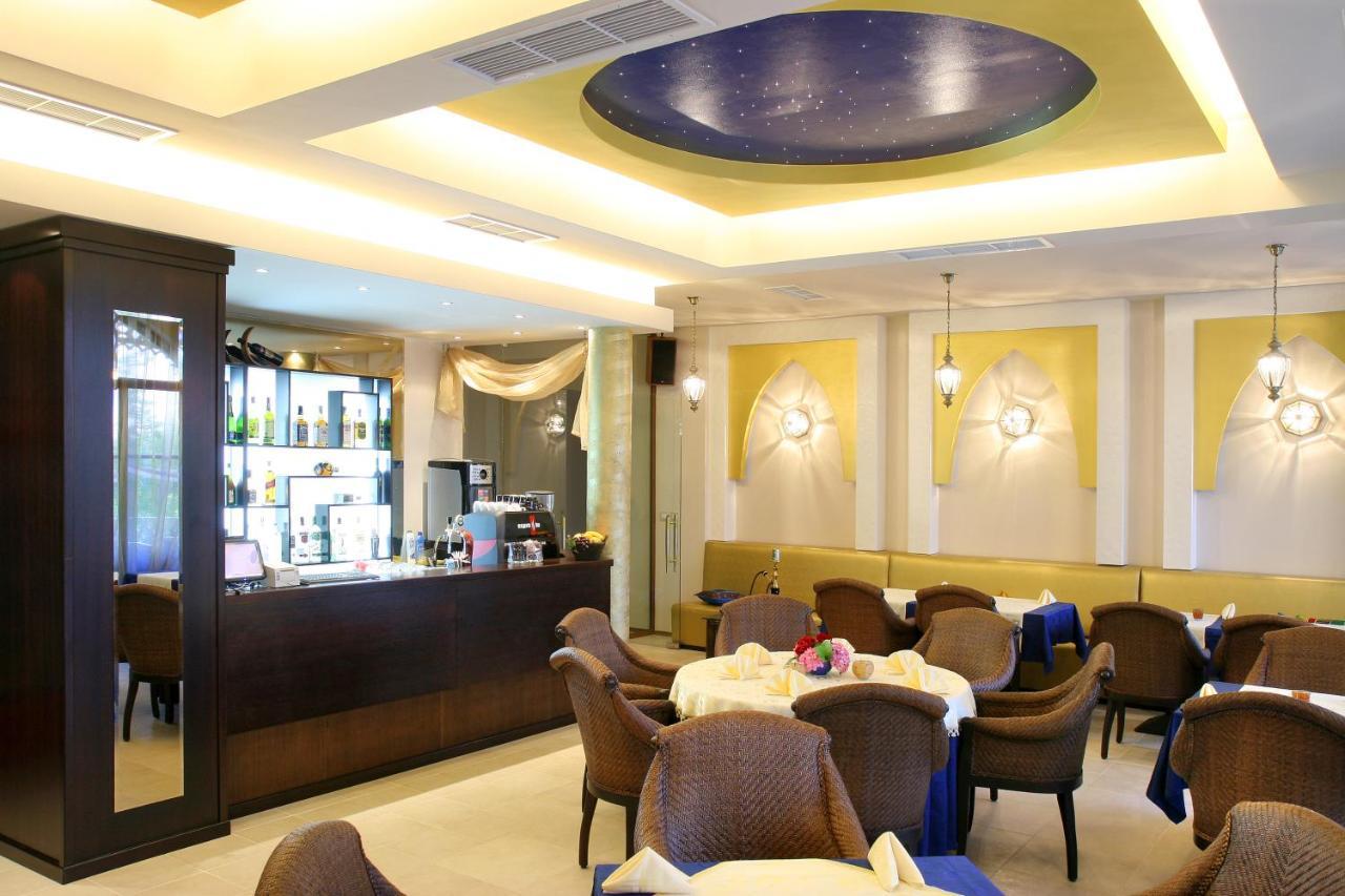 Familly Art Hotel Nirvana Shumen Exterior foto